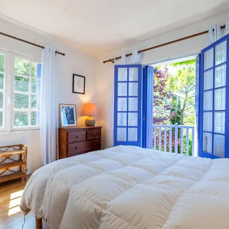 Les Figuiers By Interhome