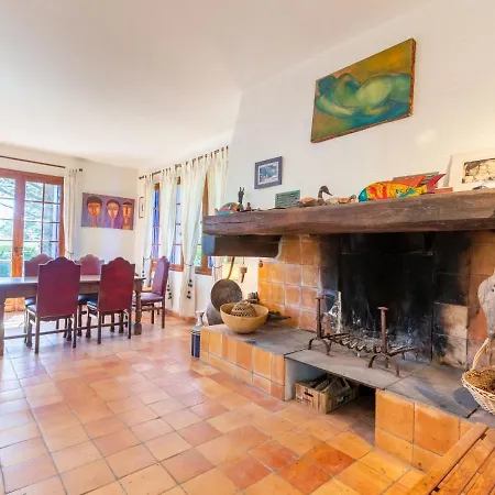 펜션 Les Figuiers By Interhome *